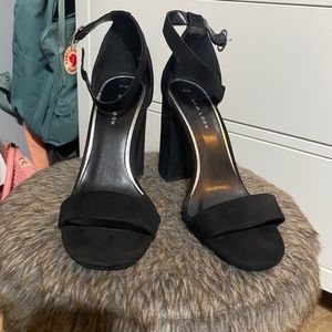 New Look Open toe blocked heel in black suede